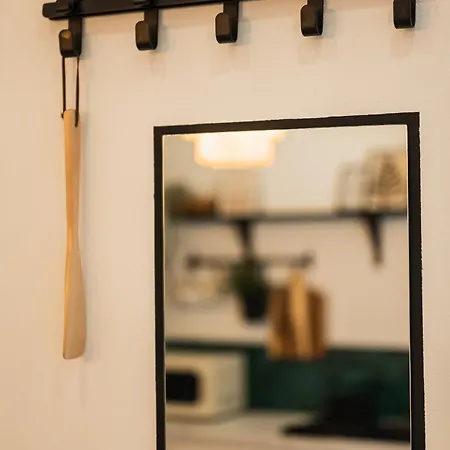 Moodee - Piata Sfatului Braşov