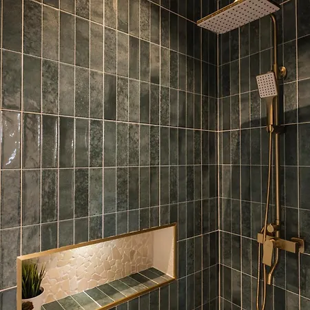 Moodee - Piata Sfatului Apartamento Braşov