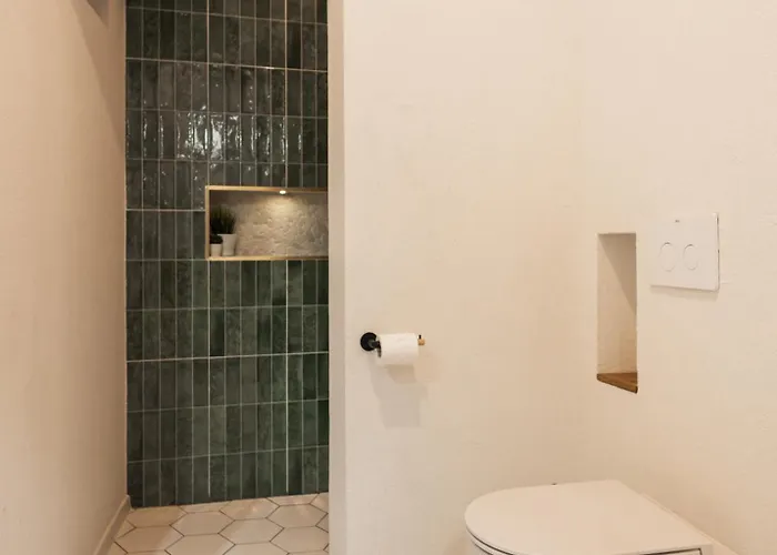 Moodee - Piata Sfatului * Brasov