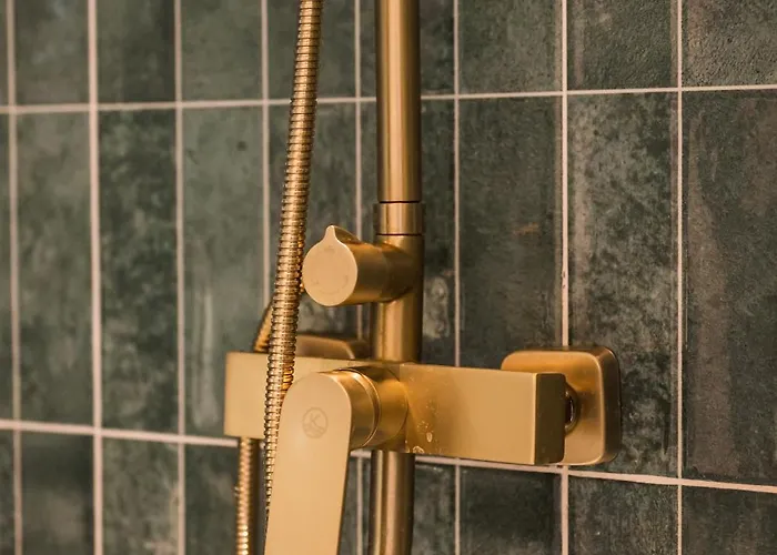 Moodee - Piata Sfatului